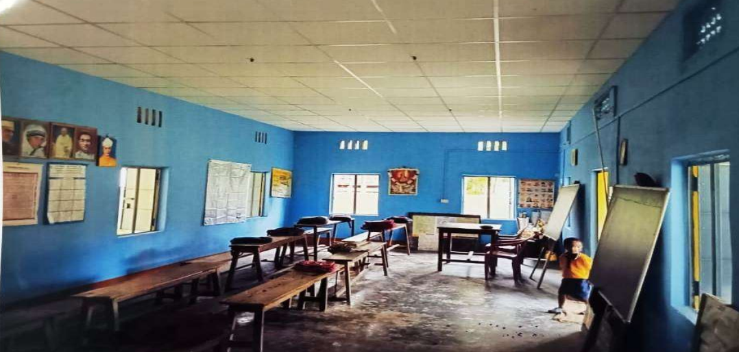 Installation and commissioning of 18 watt LED based Solar Street light